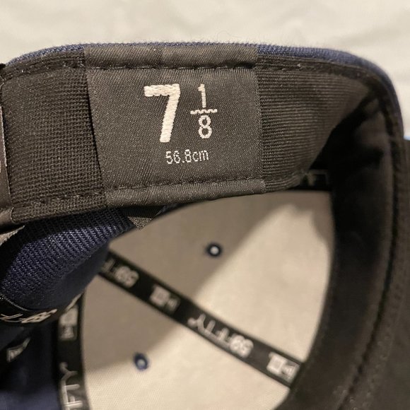 Fitted Blue Jays Cap 7 1/8" - Picture 2 of 3